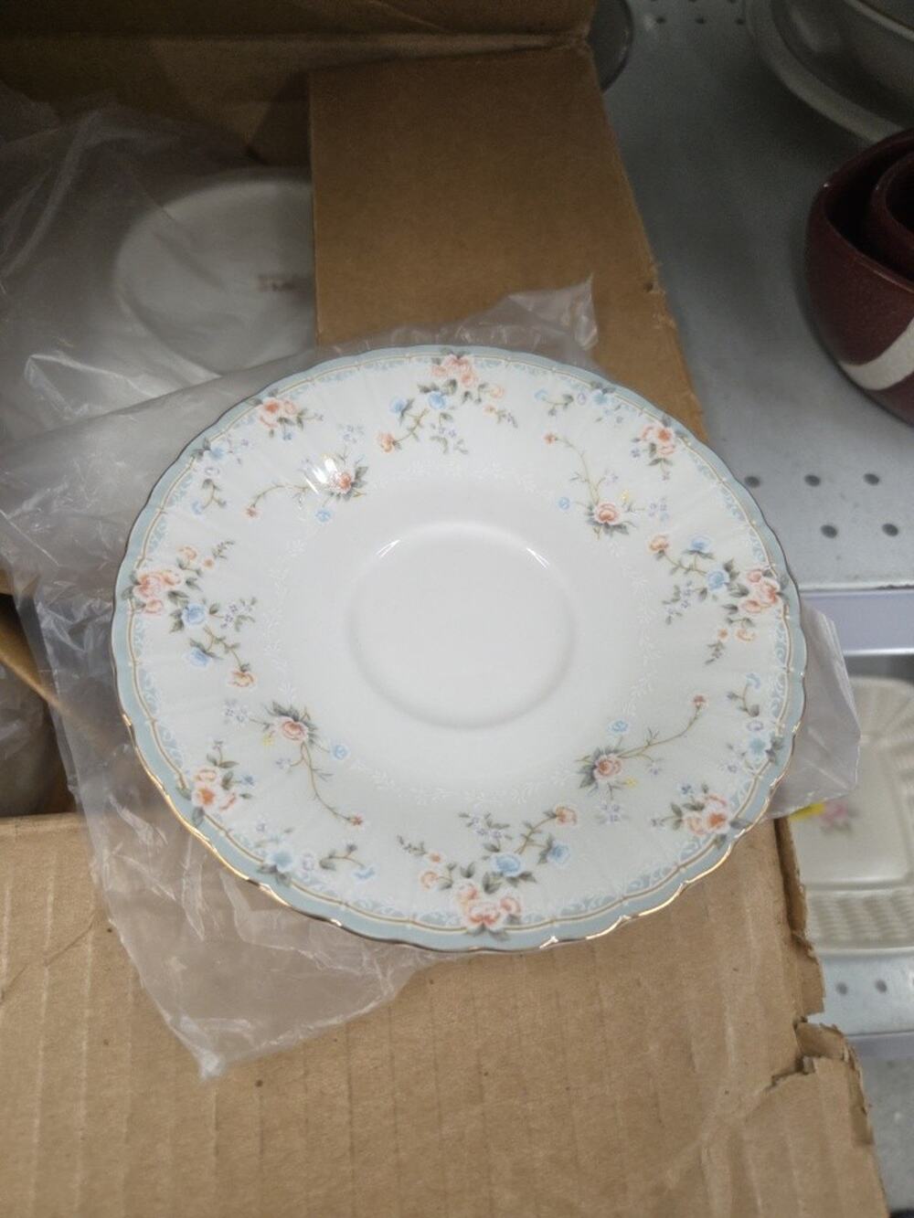 Vtg Mikasa Retired L9813/905 Roselle Print 5 Piece Setting NOS